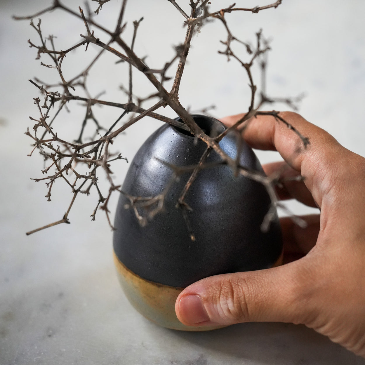 Tila Vase