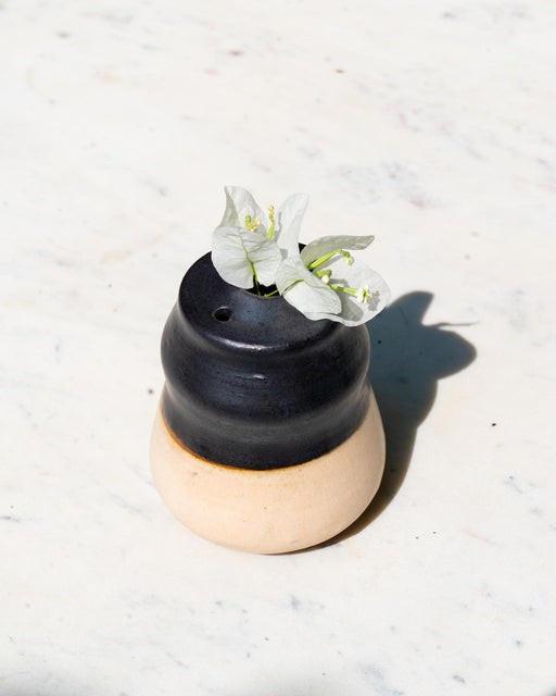 Kali Bud Vase 01