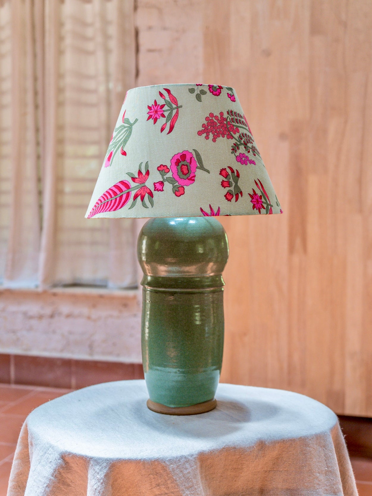 Moss & Bloom Table Lamp