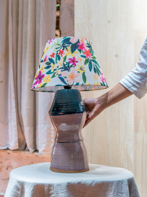 Sunbird Garden Table Lamp