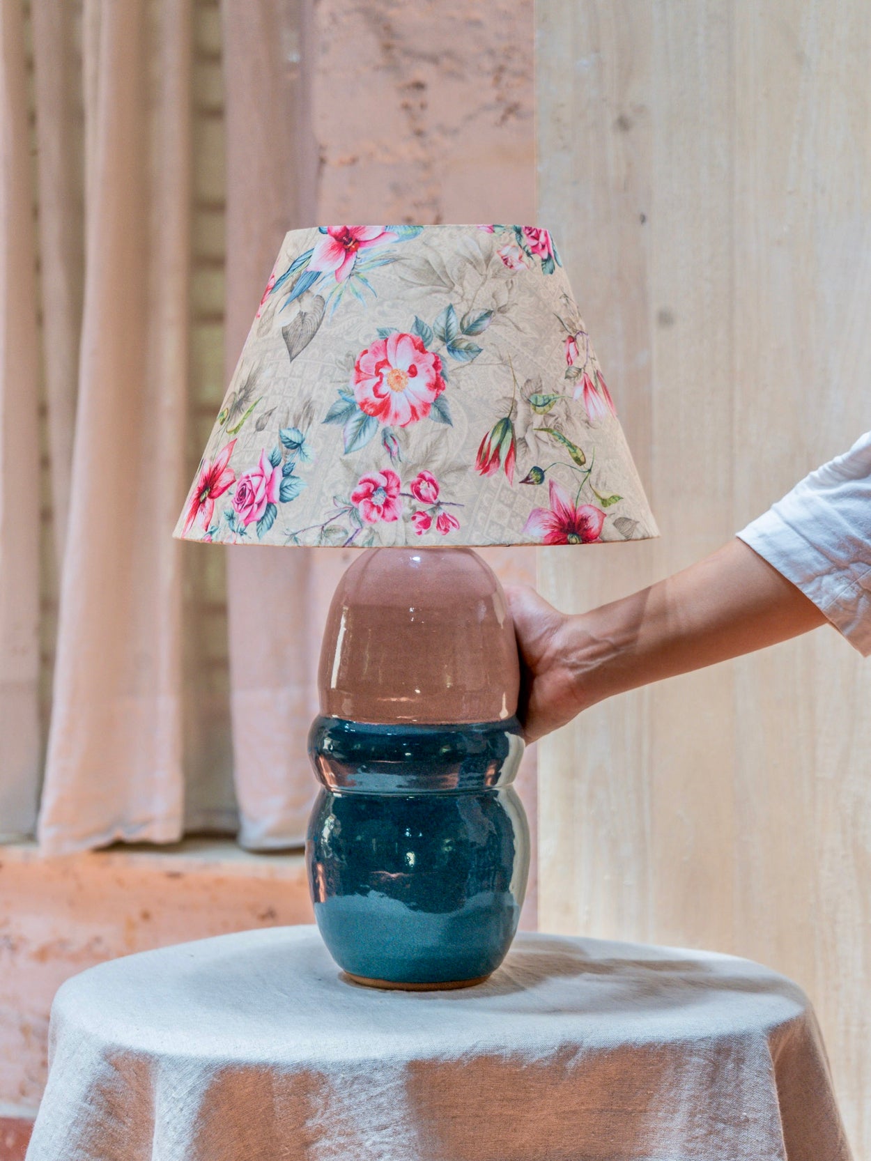 Dusk Rose Table Lamp