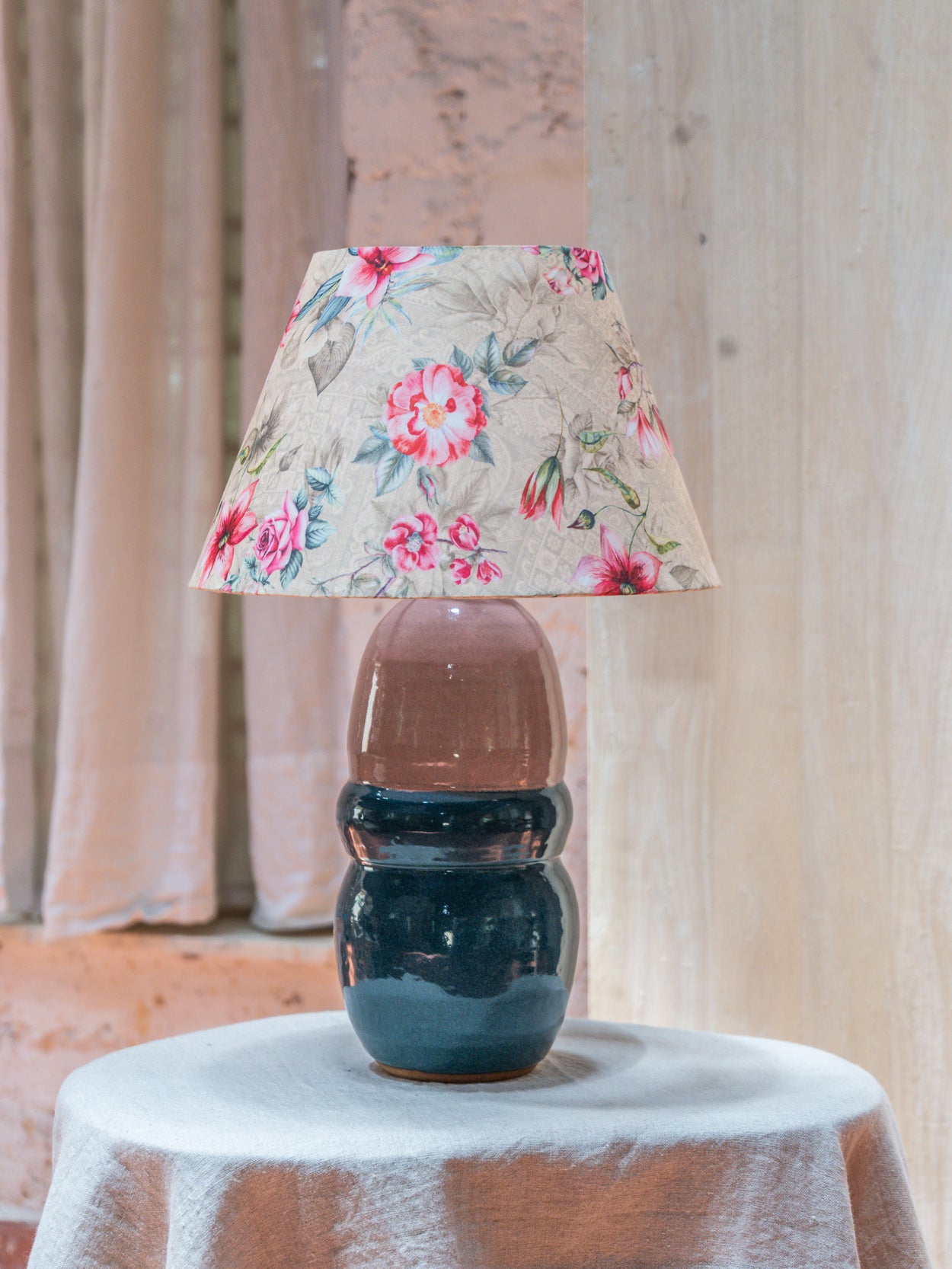Dusk Rose Table Lamp