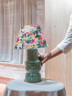 Parakeet Table Lamp