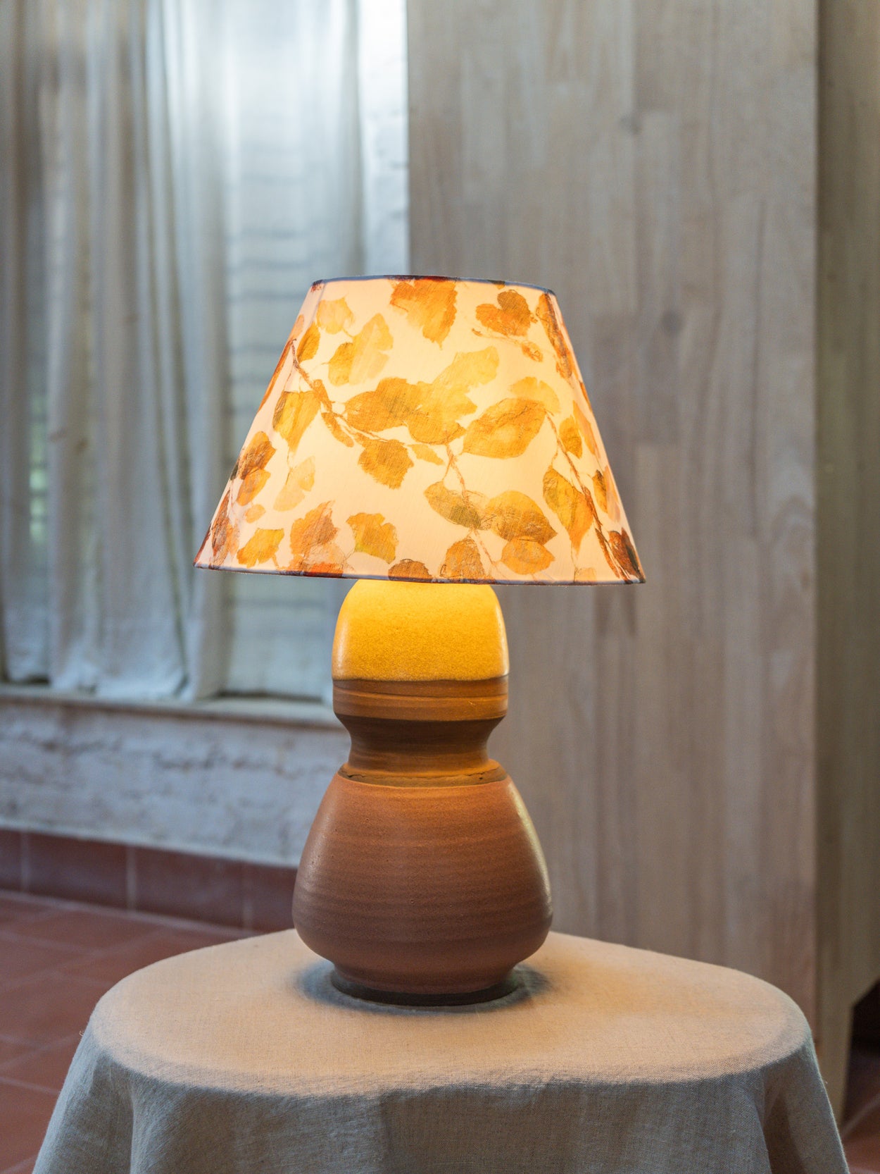Jamun Bloom Table Lamp