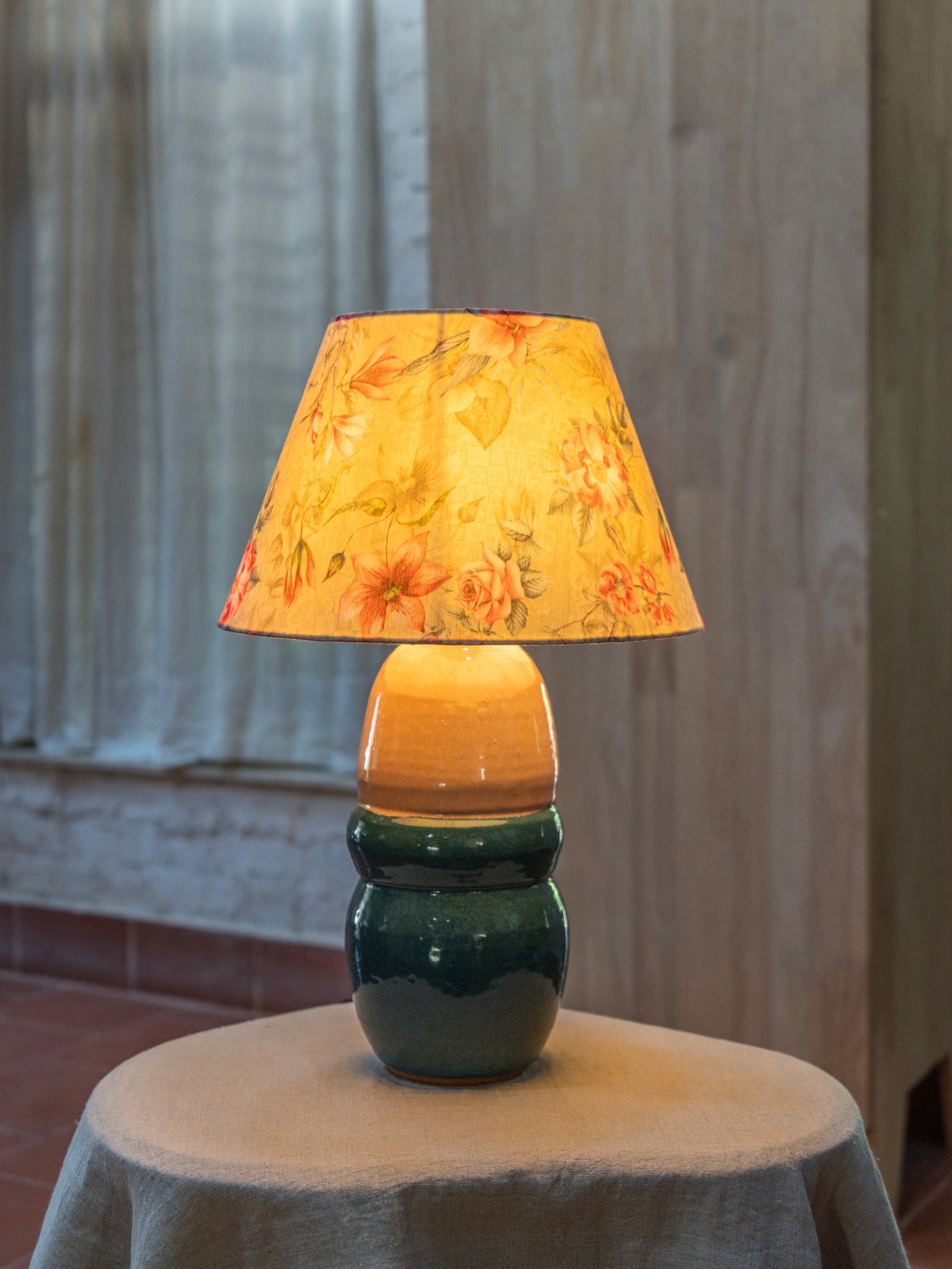Dusk Rose Table Lamp